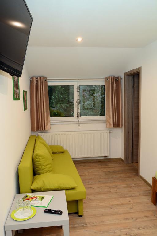 Pension Zum Hirsch Goda Room photo