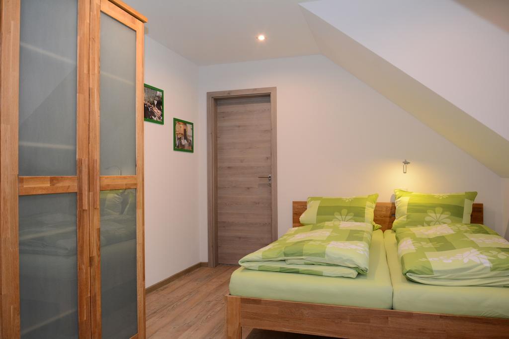 Pension Zum Hirsch Goda Room photo