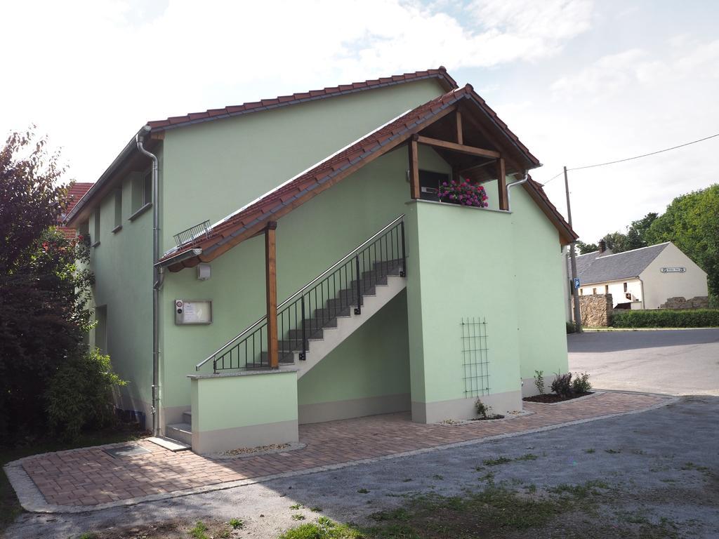 Pension Zum Hirsch Goda Room photo