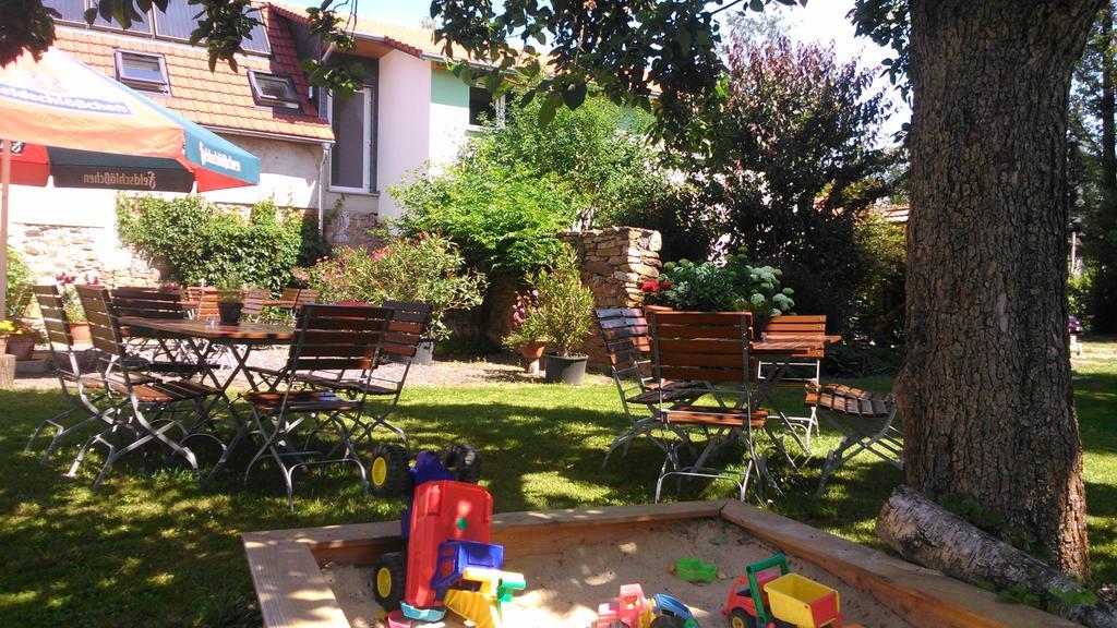 Pension Zum Hirsch Goda Exterior photo
